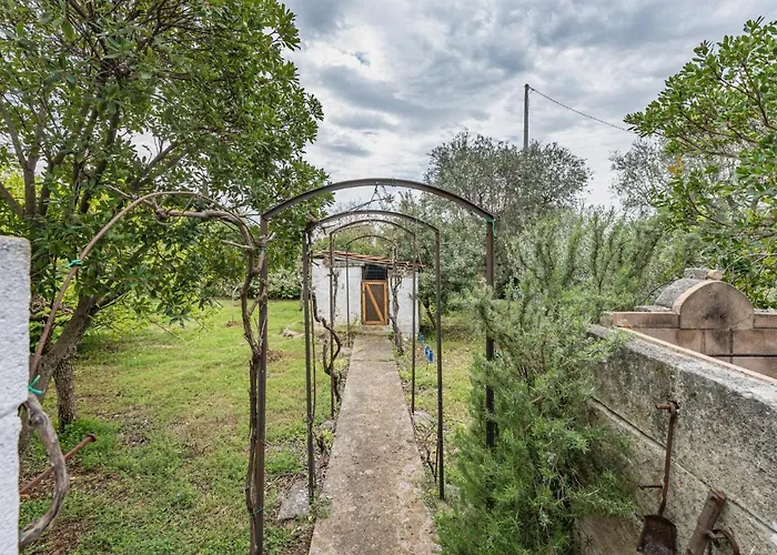 Villa Trullo Saraceno By Rentbeat Ostuni
